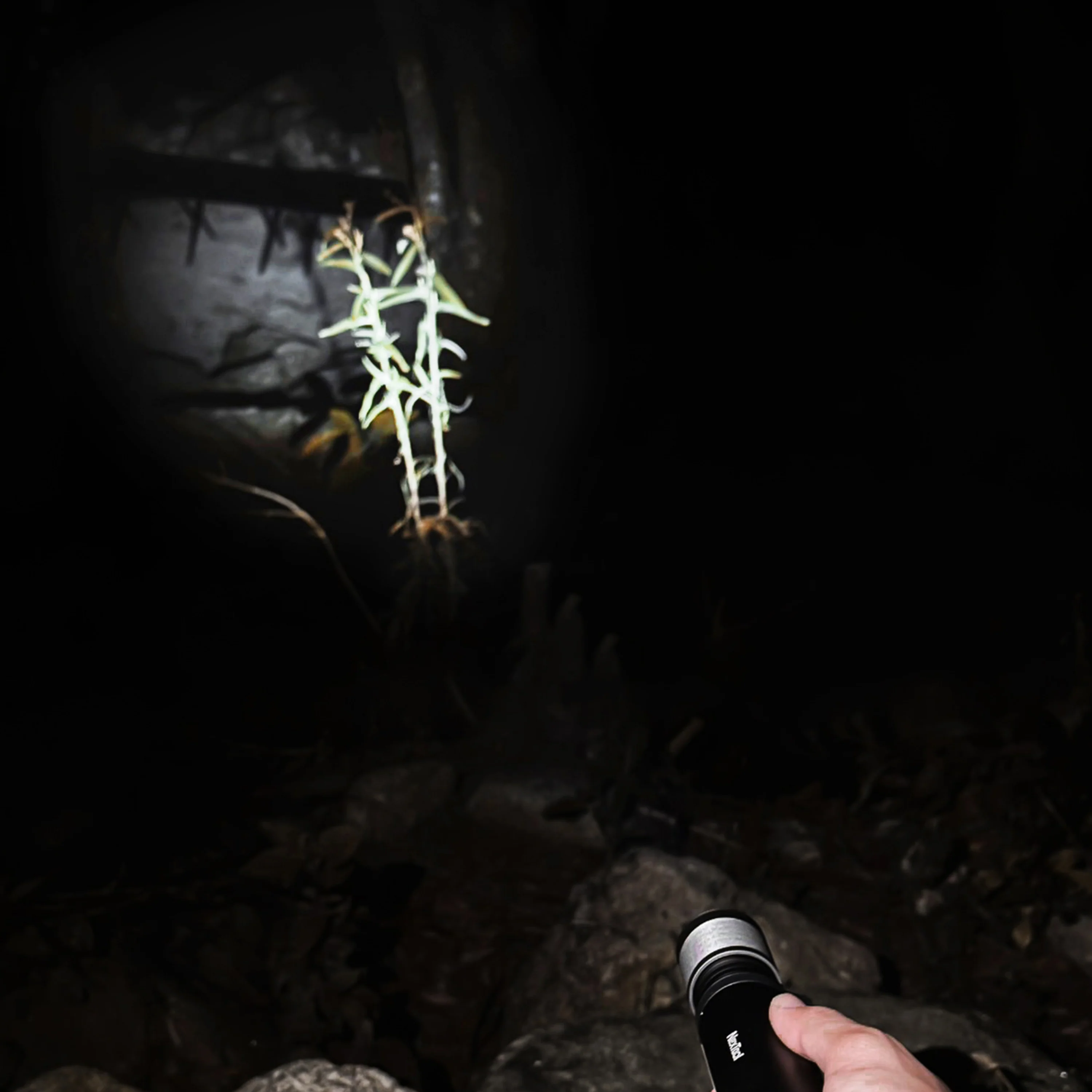 Outdoor 12 in 1 Thunder Flashlight NexTool® - Image 6